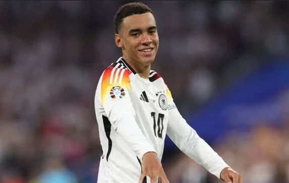 Euro 2024 Jamal Musiala fansteria