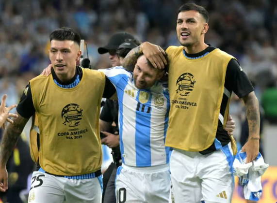 Match-Report-ARGENTINA-vs-ECUADOR fansteria